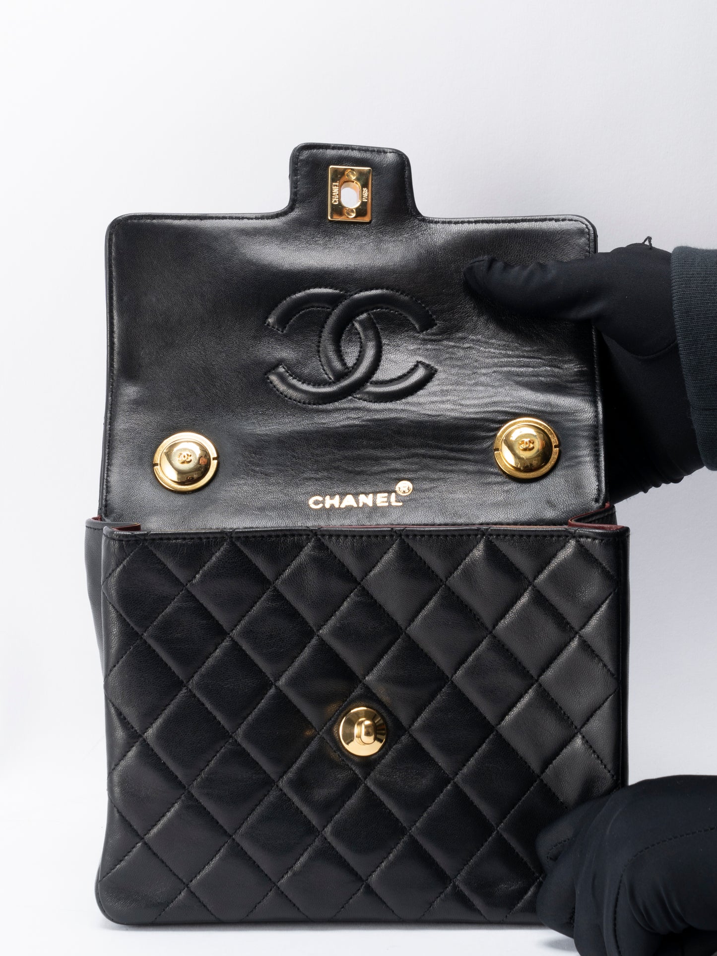 シャネル マトラッセ ハンドバッグ ラムスキン ブラック ゴールド金具