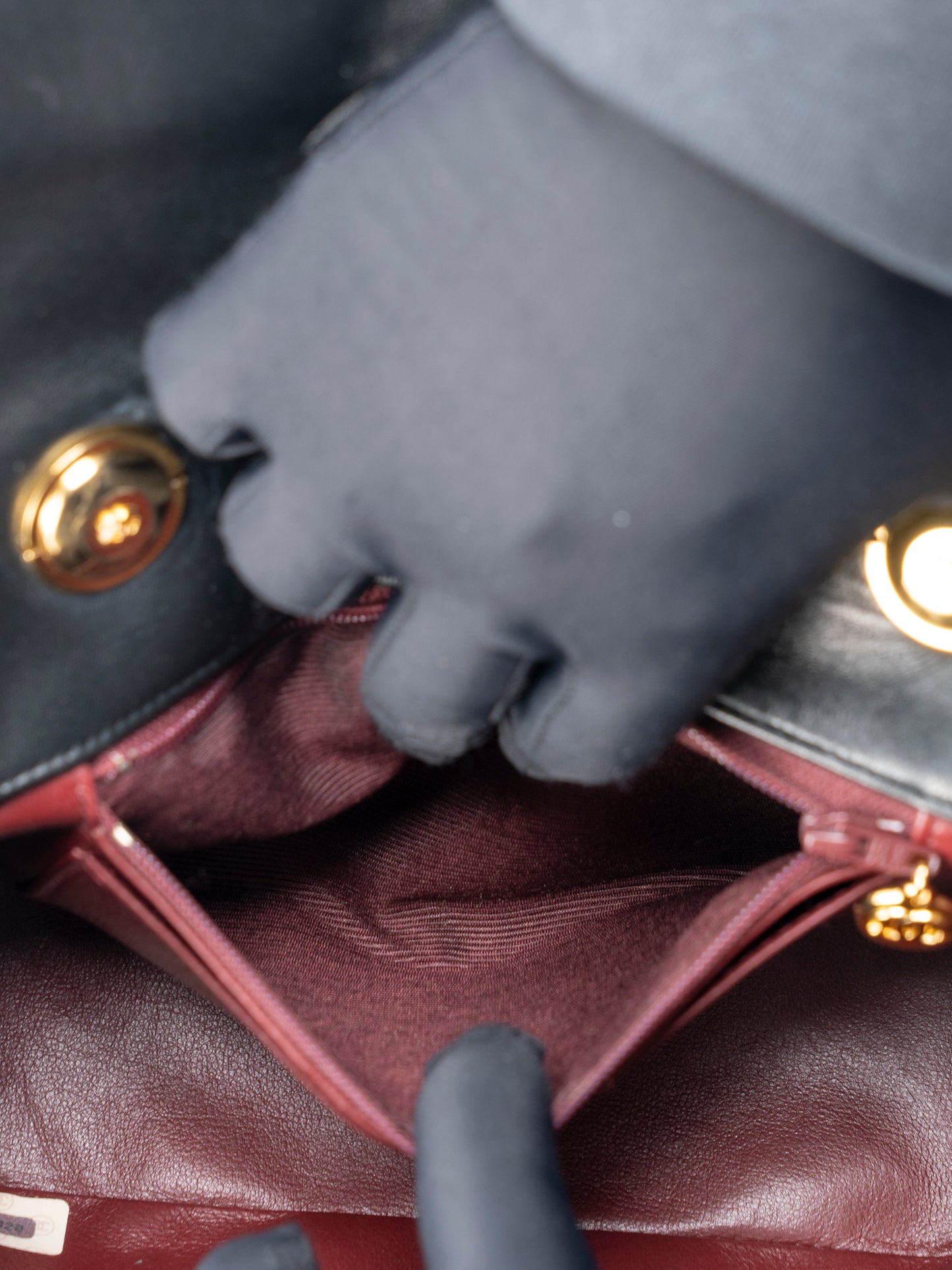 シャネル マトラッセ ハンドバッグ ラムスキン ブラック ゴールド金具