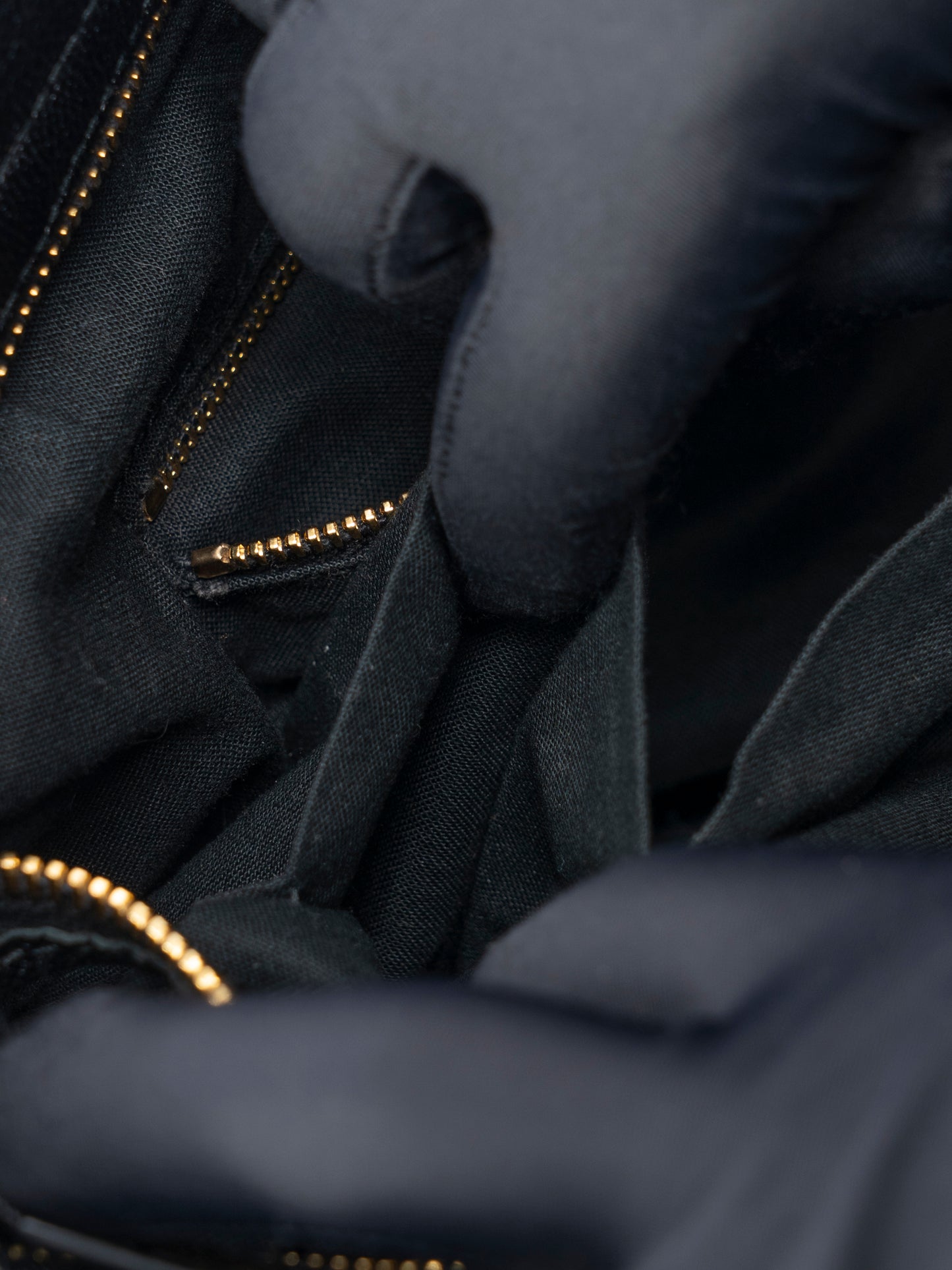 バレンシアガ ネオクラシック ミディアム 2WAYハンドバッグ レザー ブラック ゴールド金具