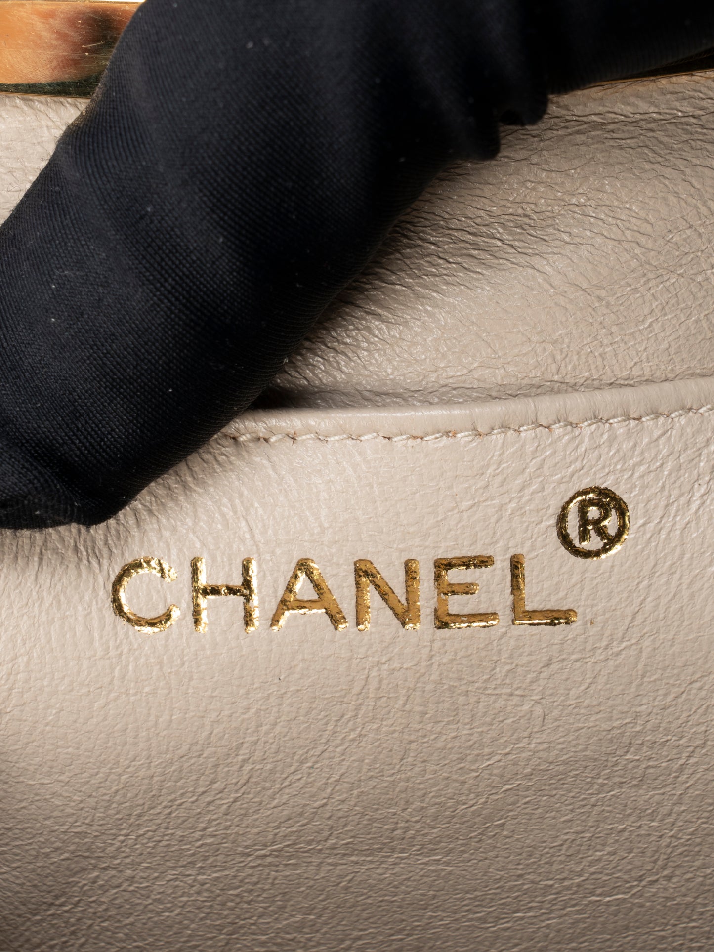 シャネル マトラッセ がま口 チェーンショルダーバッグ スエード ライトグリーン ゴールド金具