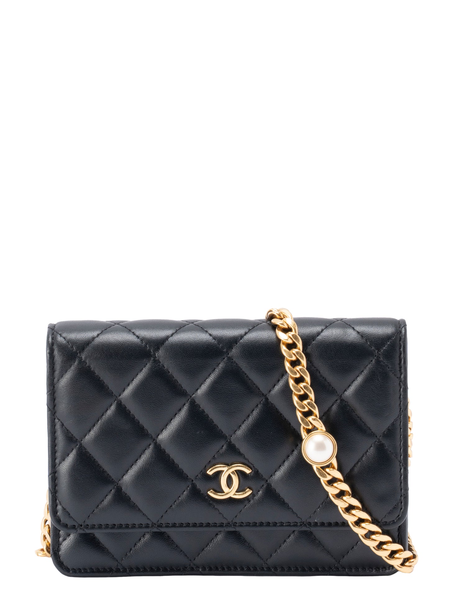 シャネル マトラッセ クラッチ チェーンウォレット ランダムシリアル ラムスキン パール ブラック ゴールド金具
