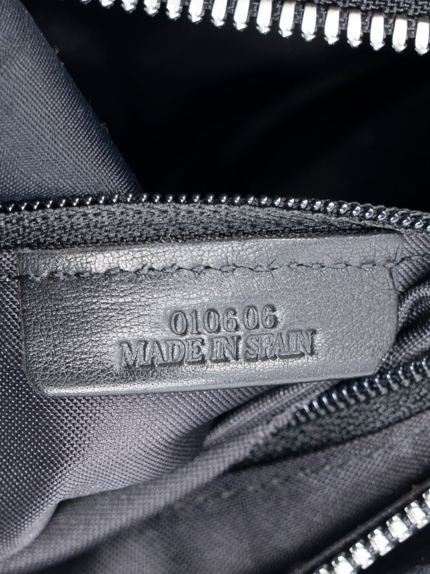 ロエベ アナグラム ハンドバッグ レザー ブラック シルバー金具