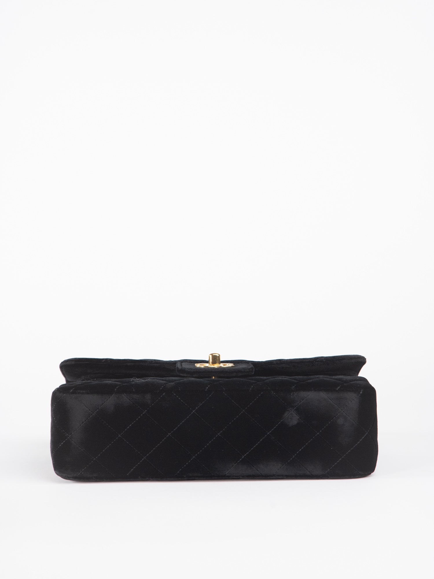 vintage chanel caviar classic flap small
