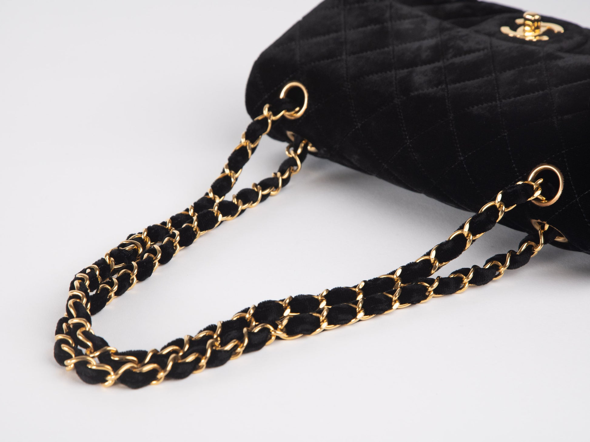 CHANEL V-stitch Classic Flap Maxi Chain Shoulder Bag Black Velvet