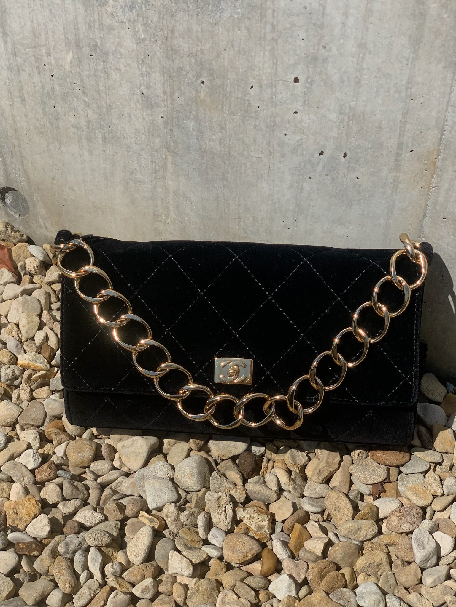 Chanel Matelasse Seria Shoulder Bag Suede Black – Paradise vintage