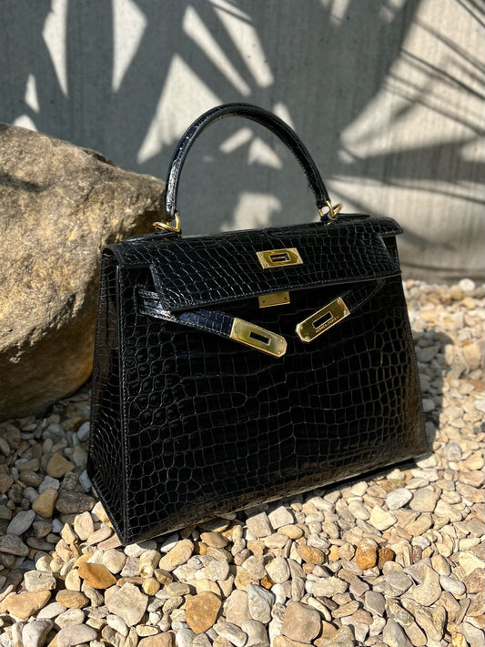 Hermes Kelly Sellier 28 Noir Black Shiny Porosus Crocodile Bag Handbag